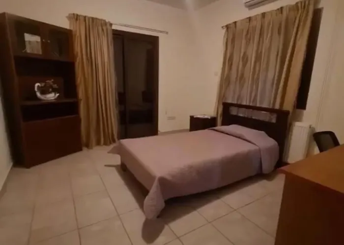 Maria's Garden House Pelendri