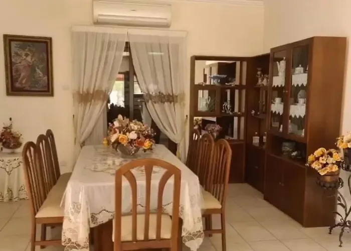 Maria's Garden House Tatil Evi *